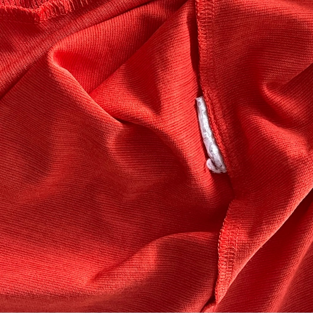 The North Face Women’s Ambition Long Sleeve Top in Orange Red S - Picture 8 of 8
